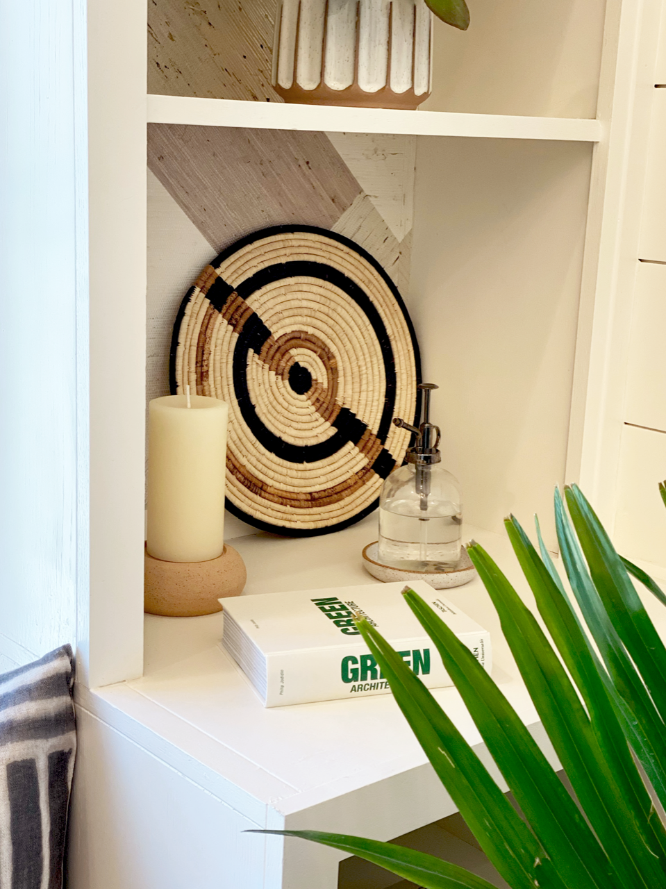 Modern Wall Plate - 14" Bullseye