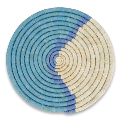 kazi dreamscape table plate 10" tranquility blue and white sisal trivet hot pad
